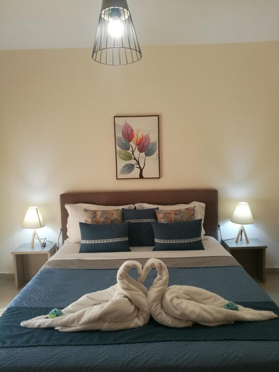 Evris House Color Suite Kavala Quarto foto