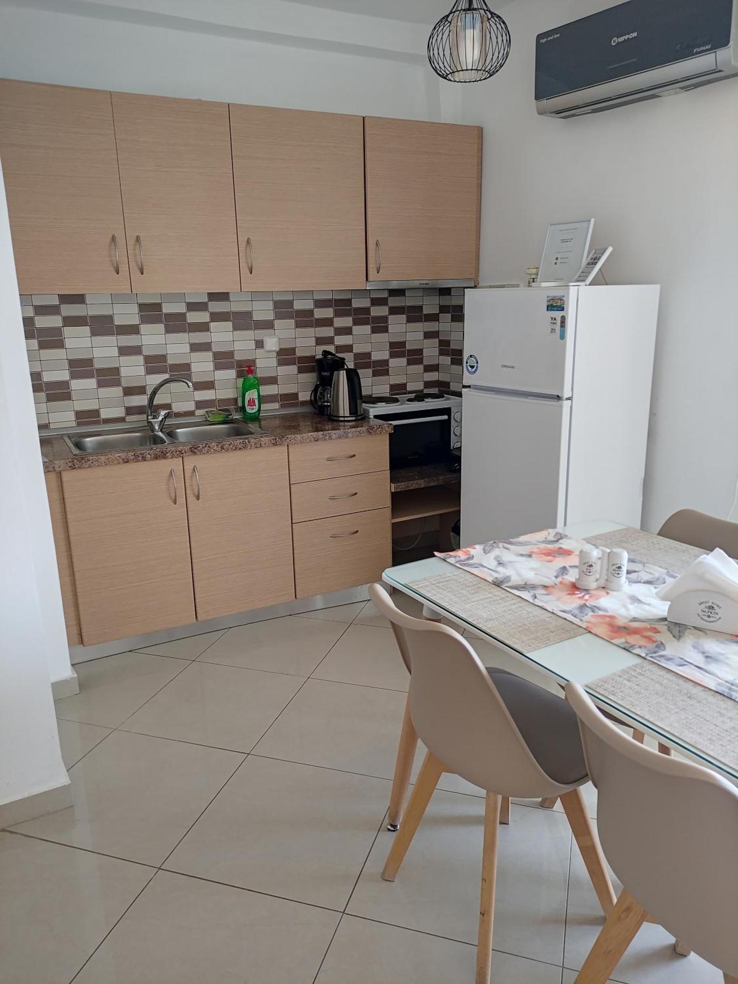 Evris House Color Suite Kavala Quarto foto